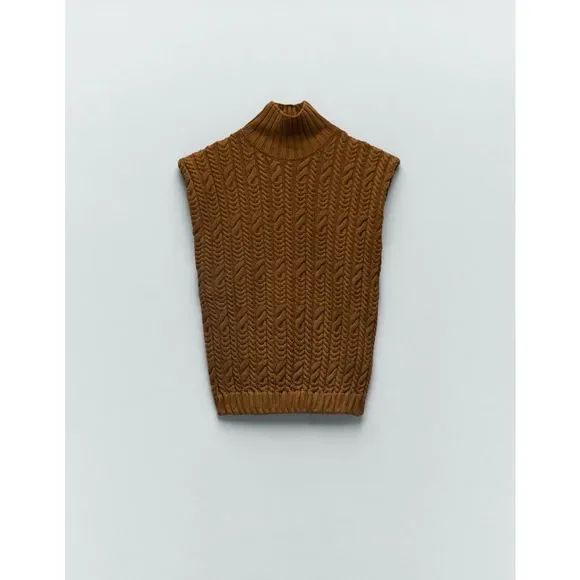 SOLD  Sleeveless Cable Knit Vest Brown S gently used no visible signs of wear - Picture 4 of 12